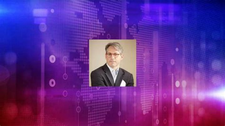 Eric Metaxas Height, Weight, Net Worth, Age, Birthday, Wikipedia, Who, Instagram, Biography