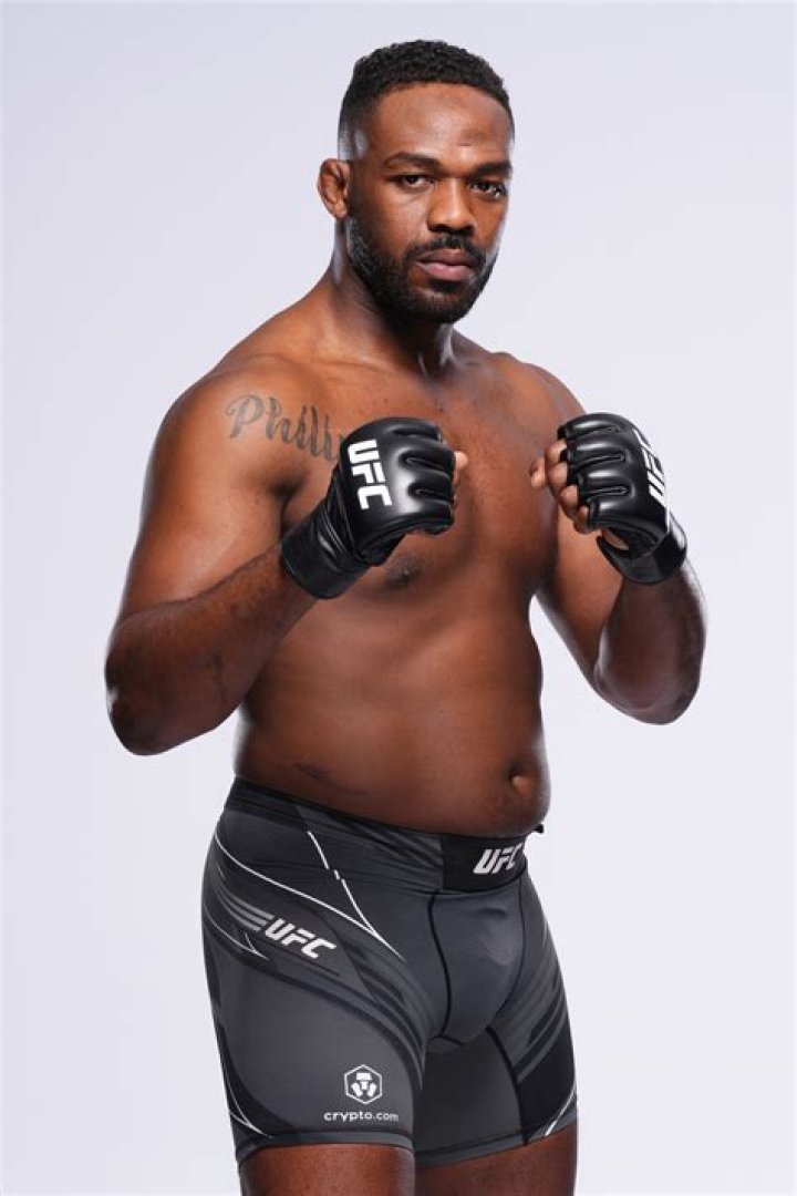 Robbie Jones Height, Weight, Net Worth, Age, Birthday, Wikipedia, Who, Nationality, Biography