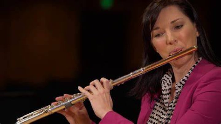What does hyperbass flute sound?