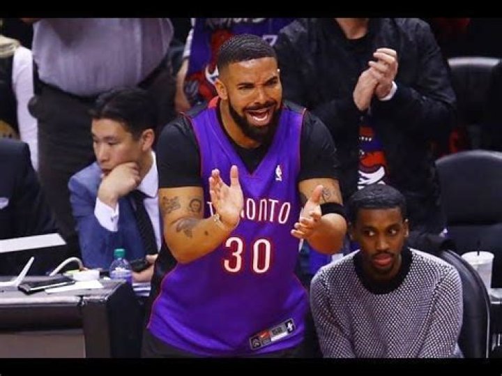 
“Why can’t Drake just leave Kanye alone?”: Netizens react to rapper using Kim Kardashian’s divorce clip in unreleased song “Rescue Me” 